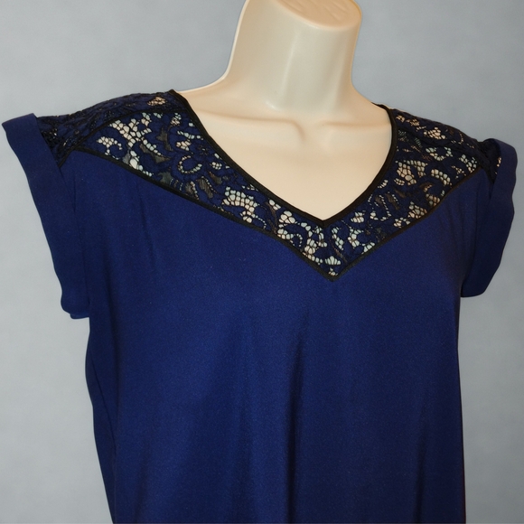 Express Navy Blue Blouse Black Lace Detail Cap Sleeve XS - Picture 1 of 8
